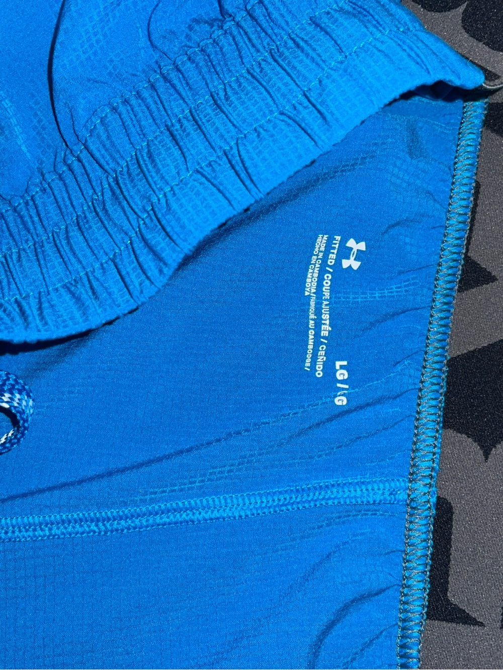 Under Armour Royal Blue Athletic Shorts NEW WITHOUT TAGS - Picture 2 of 2